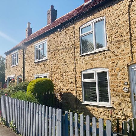 Cosy Cottage Four Miles From Lincoln City Centre Екстериор снимка