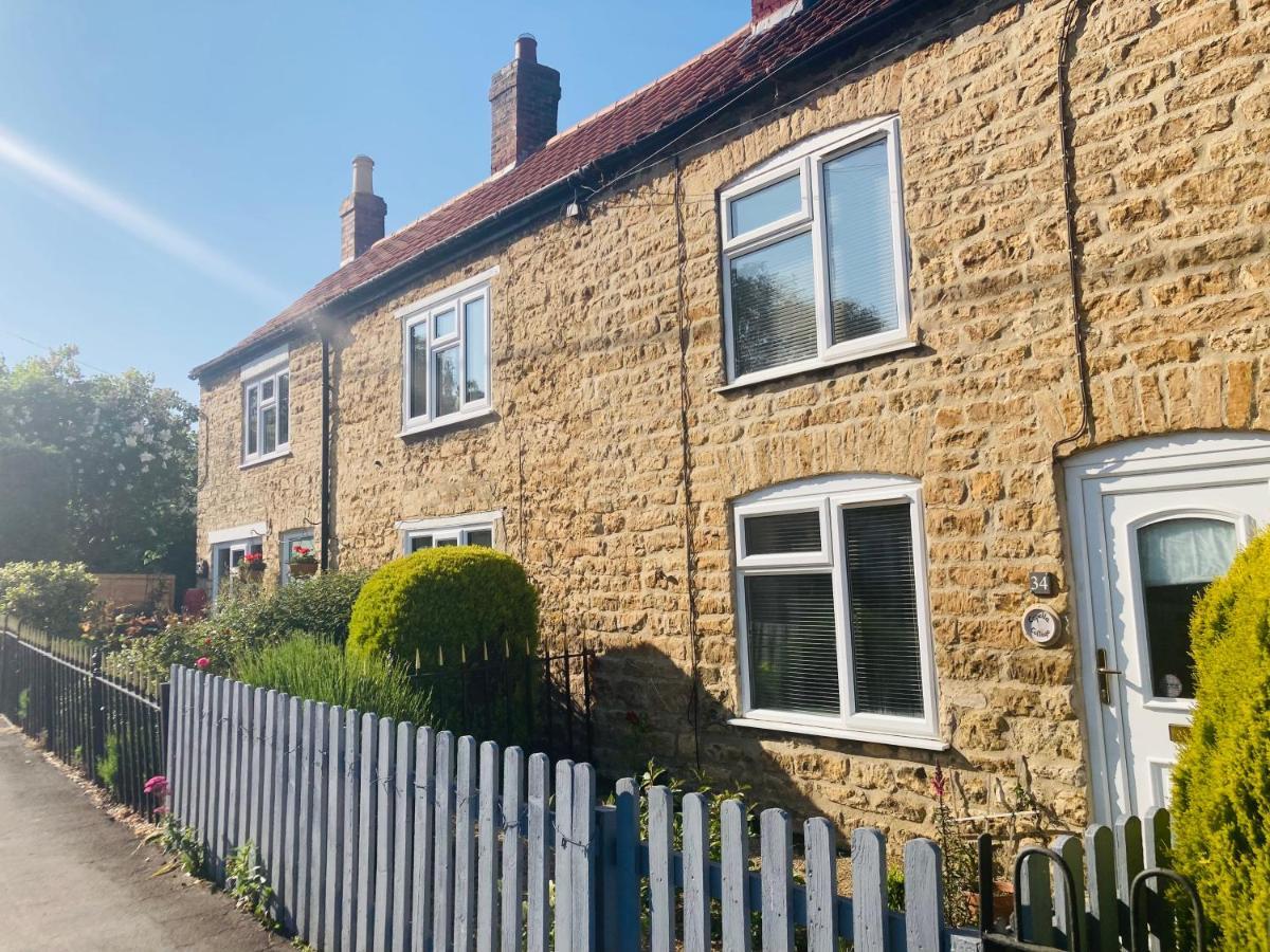 Cosy Cottage Four Miles From Lincoln City Centre Екстериор снимка